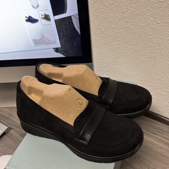 Bzees Gamma 2 Slip On (WIDE) - Picture 5 of 8